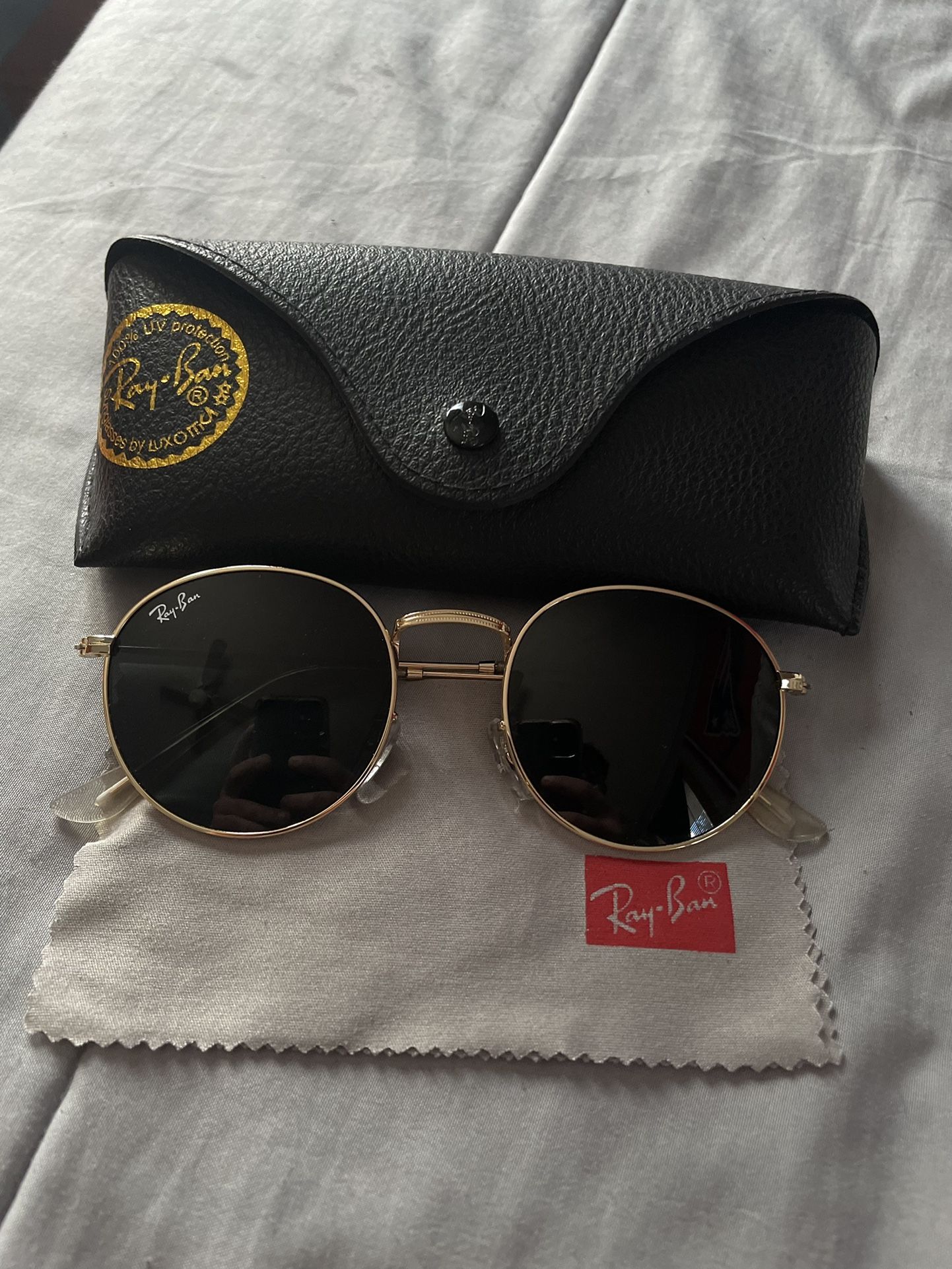 Ray-Ban Round Metal Classic Sunglasses