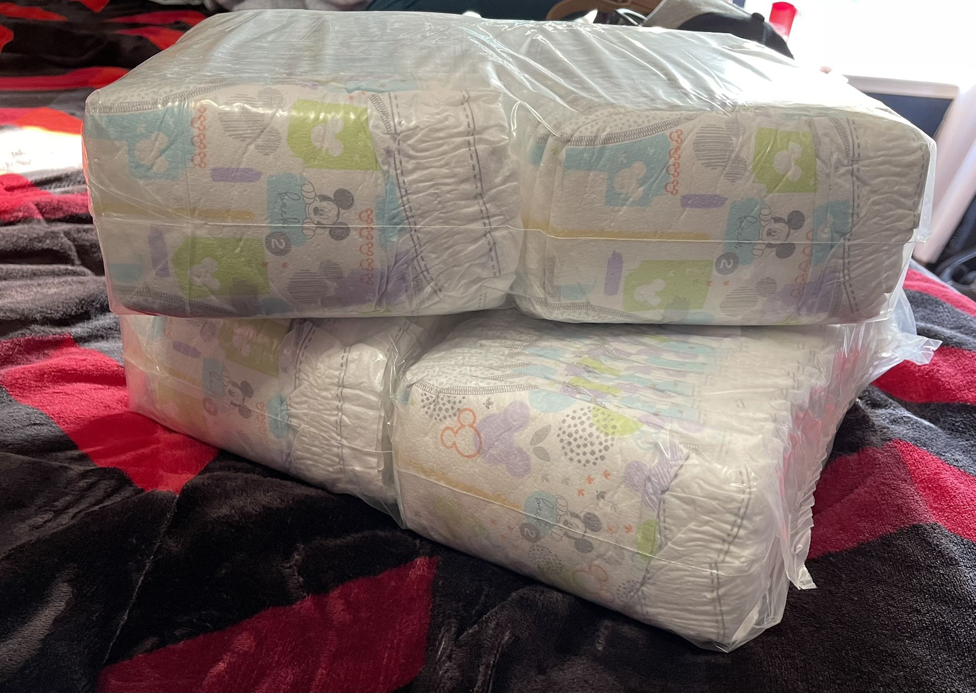 Huggies Little Snugglers Diapers  Size 2