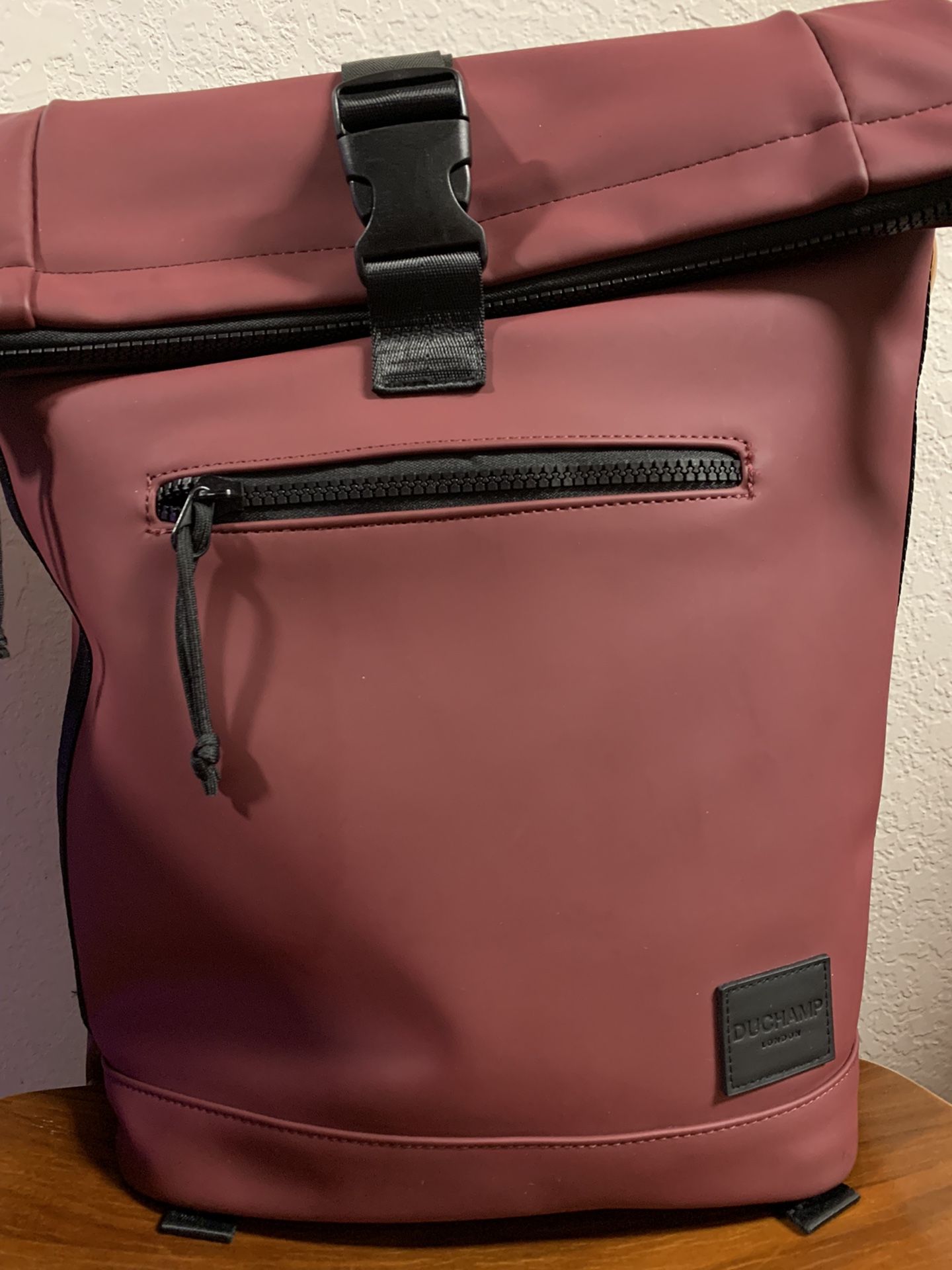 DUCHAMP London Burgundy Roll Top Travel Commute Backpack Style 16601