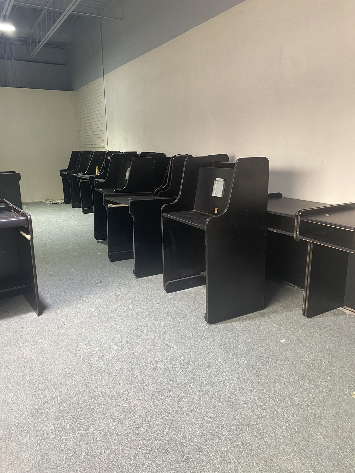 I have 29 desk nine tall ones and 20 short ones,for computers or telemarke or for whatever you may need this style for $10 each or all Make Offer Th