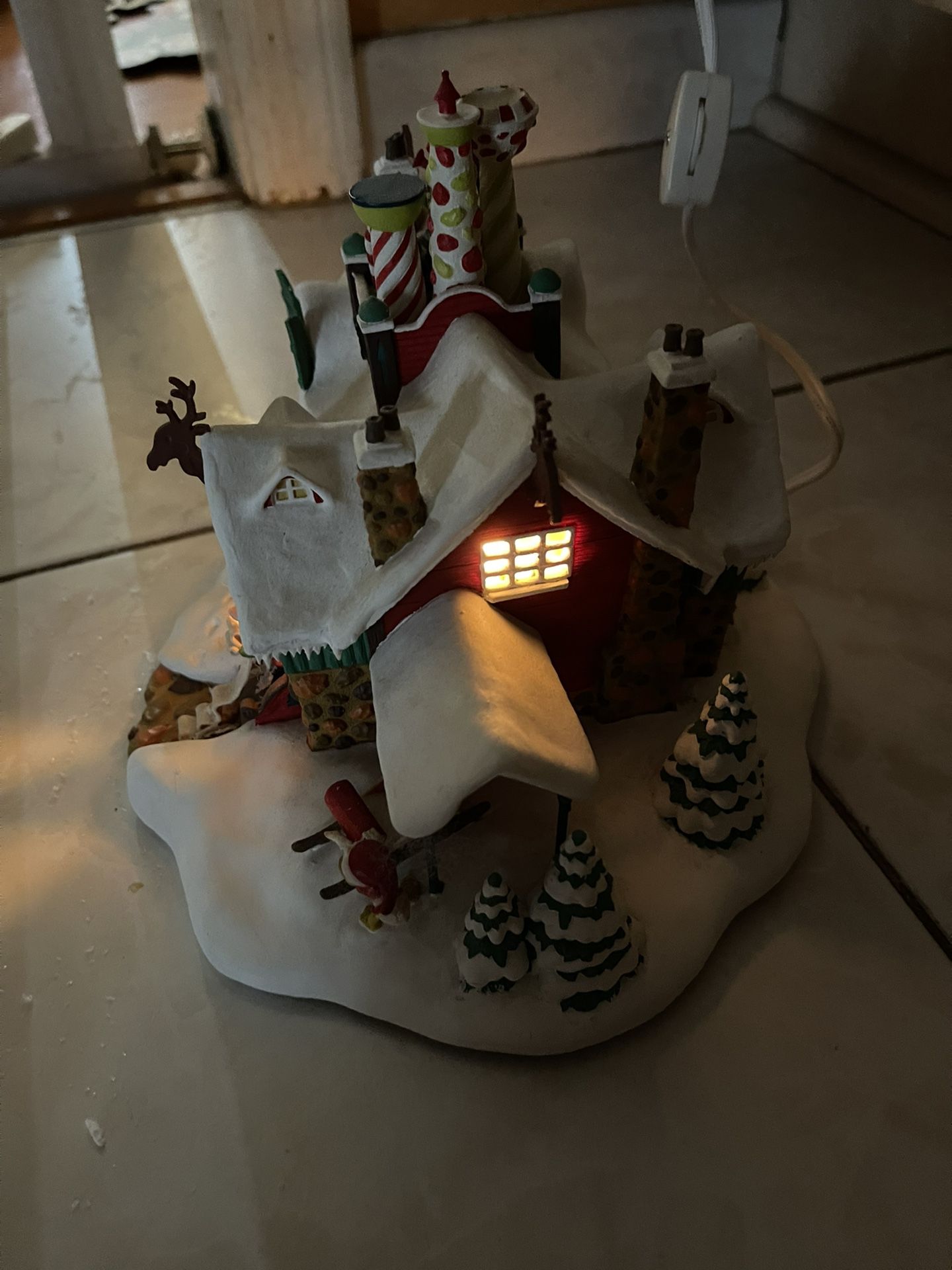 Danbury Mint Disney Winter Wonderland Santa’s Workshop