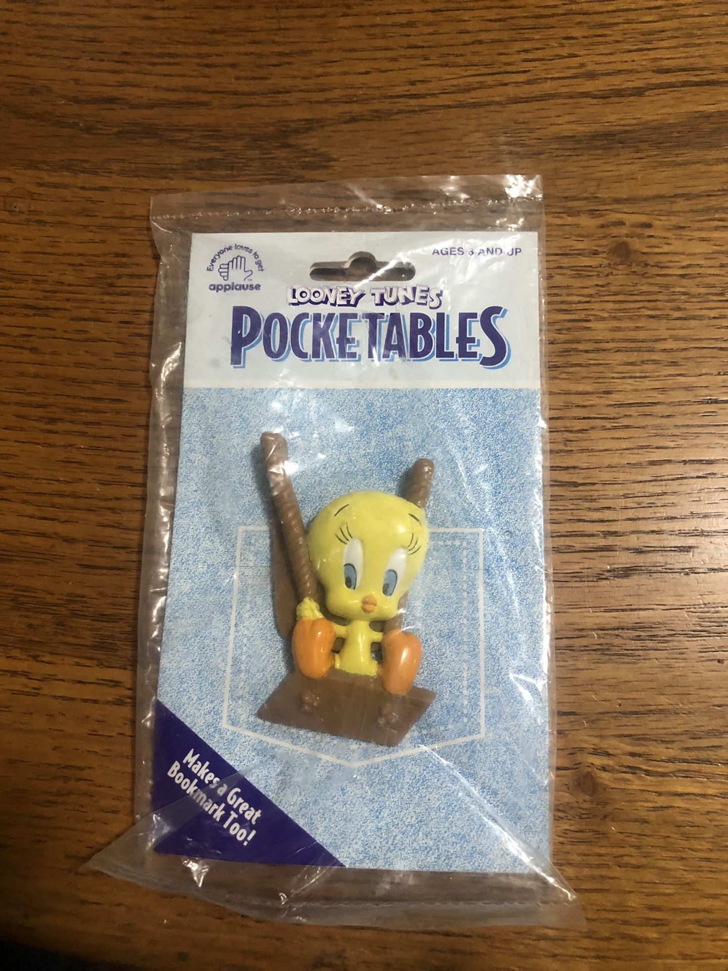 Looney Tunes Pocketables “Tweety bird”. Makes A Good Bookmark Too. Brand New Never Opened