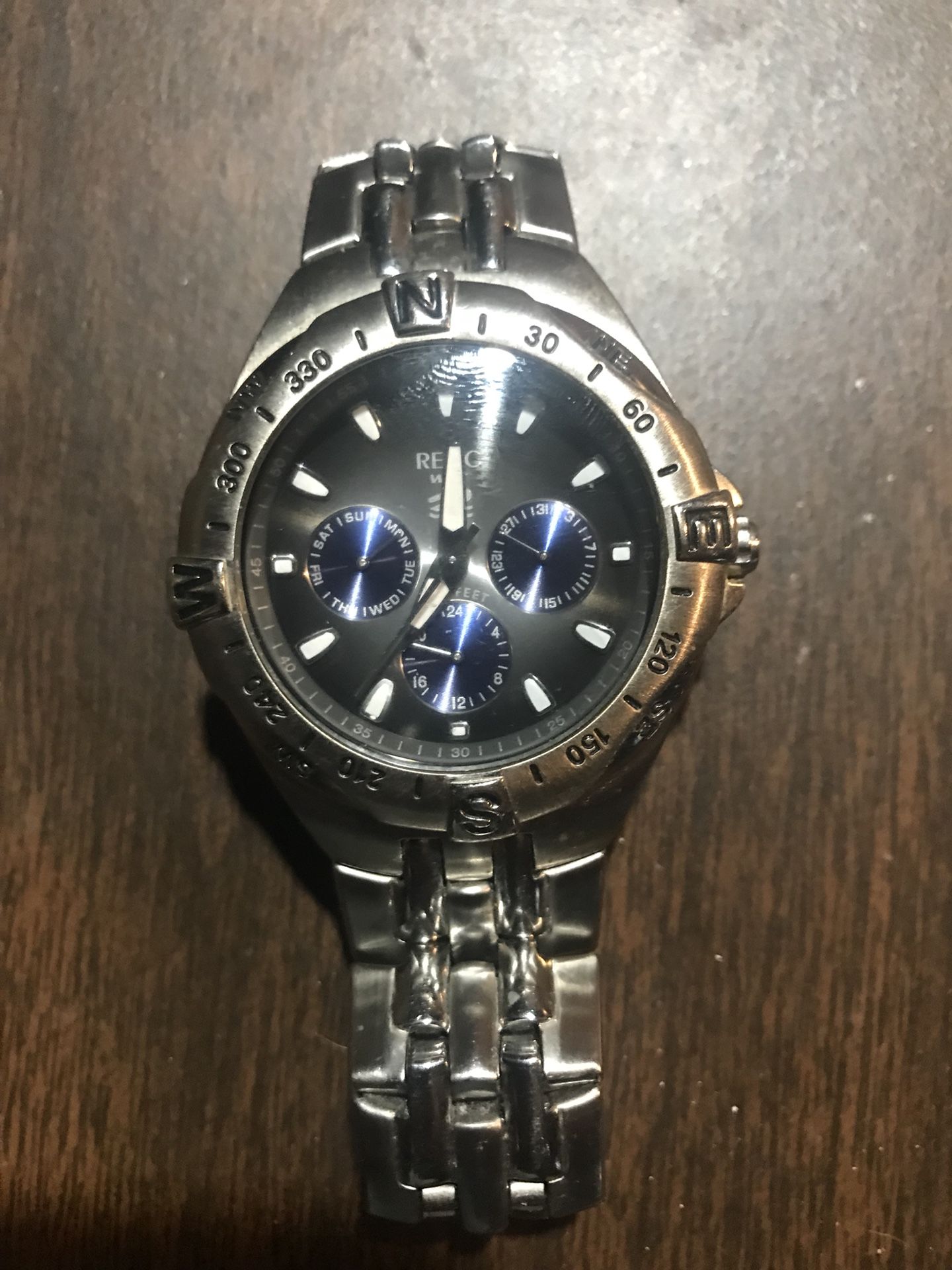 Men’s Relic Silver Watch. NEEDS New Battery