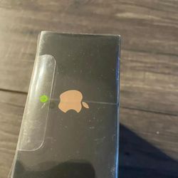 iPhone 11 Pro Max 512GB   GOLD   FACTORY SEALED  ( NEW) NEVER OPENED  UNLOCKED Thumbnail