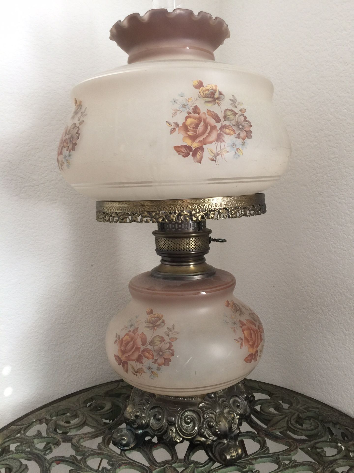 Beautiful Vintage Hurricane Table Lamp