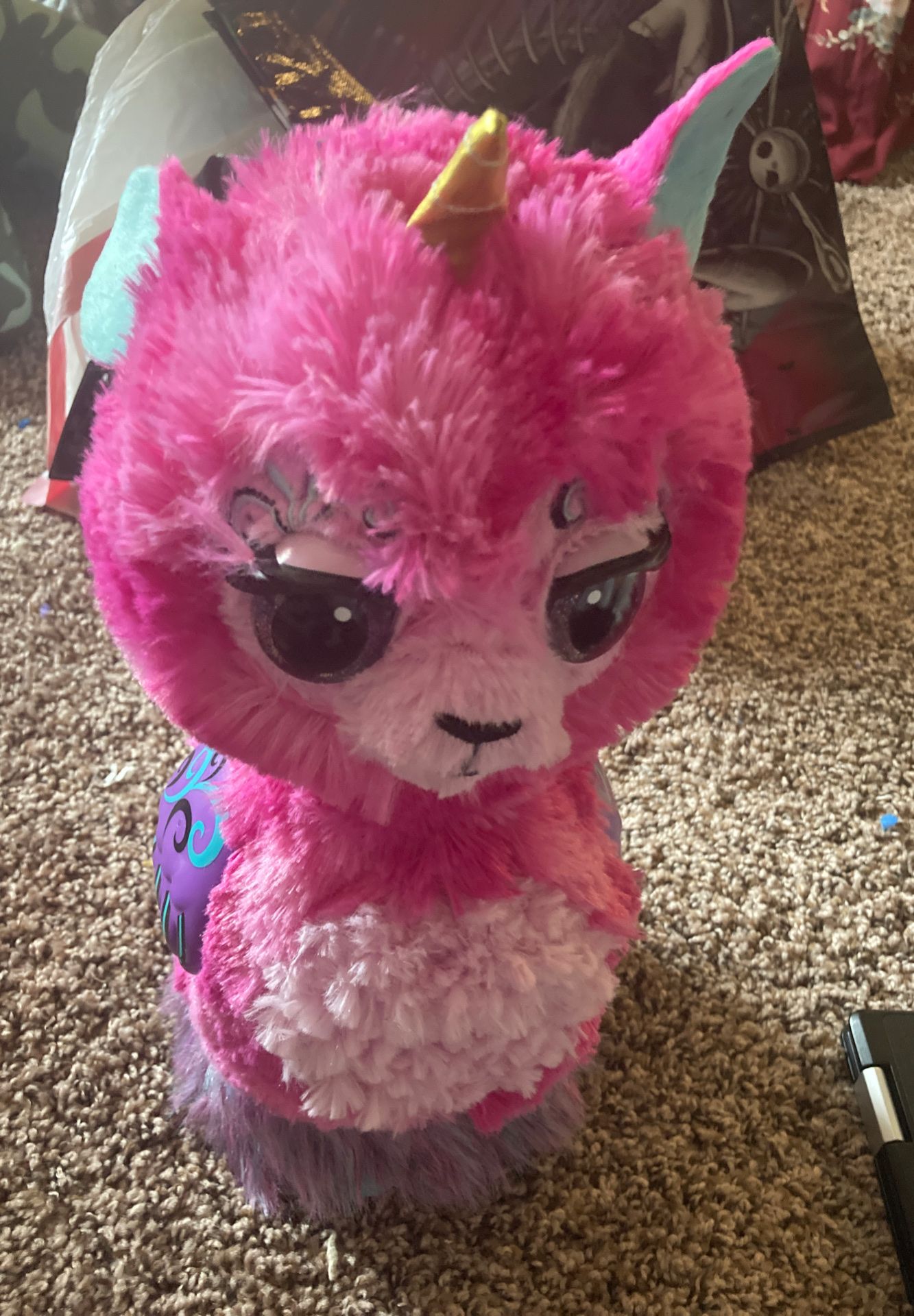Battery operated hatchimal works in great condition