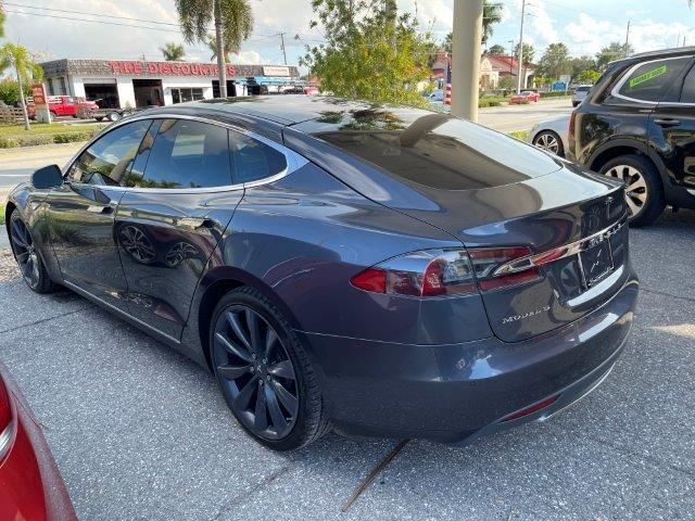 2016 Tesla Model S