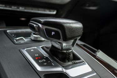 2018 Audi Q5 Thumbnail