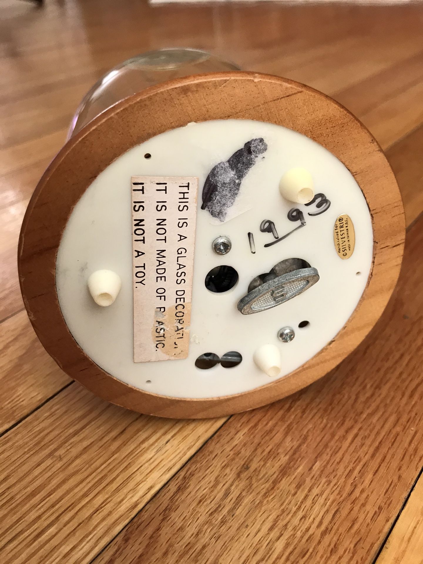RARE vintage miss muffet Snow globe
