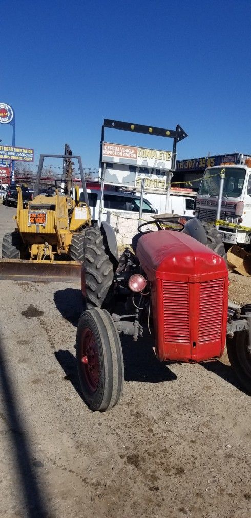 Massey Ferguson Tractor