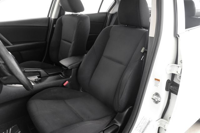 2011 MAZDA MAZDA3