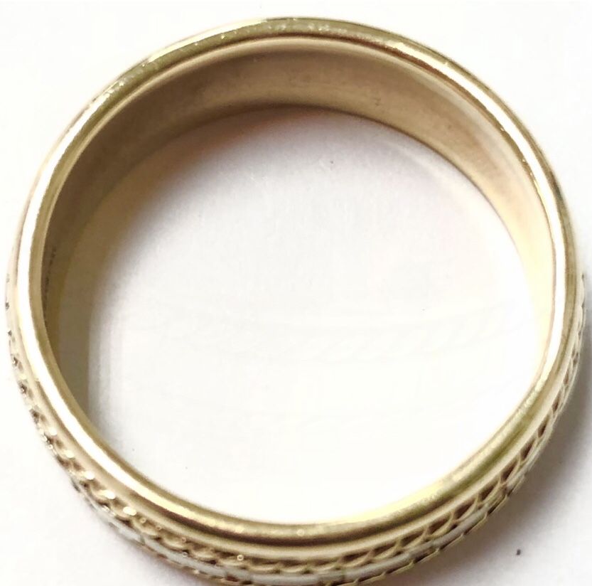 Men’s Wedding Band 14Kt Yellow Gold