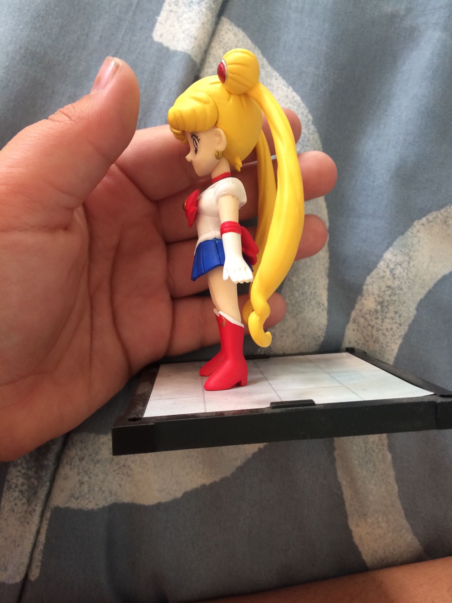 Sailor moon anime figure