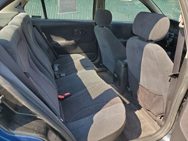 2002 Saturn SL