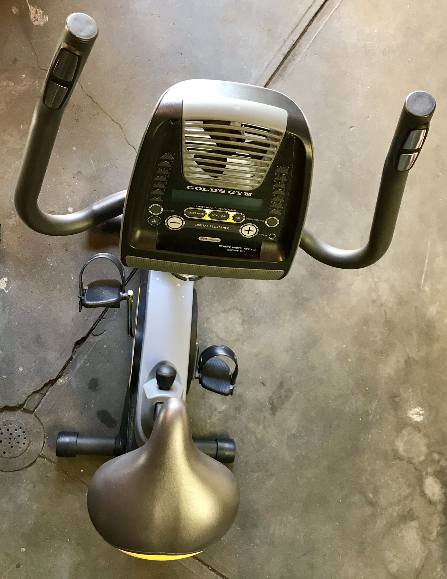 Golds Gym Cycle Trainer 290 C Upright Exercise Bike For Sale In Springfield Ma Offerup