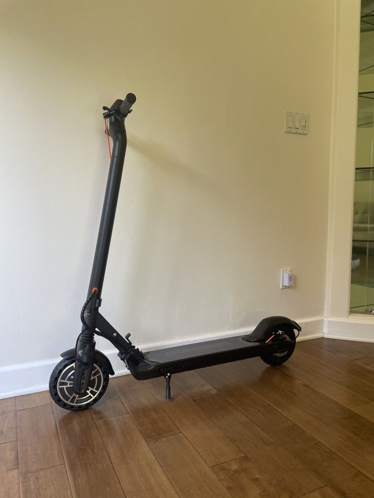 NEW Electric Scooters For Adults With Upgraded Motor - 18MPH Top Speed - 21 Mile Max Range - PRICE IS FIRM ✅