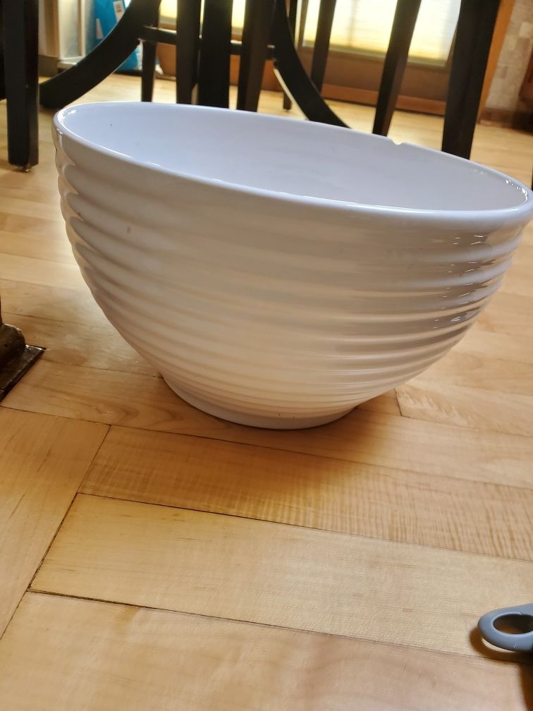 White mixing bowl