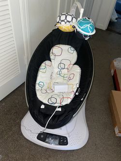 4Moms MamaRoo 4 5 unique Motions (baby Swing) Thumbnail