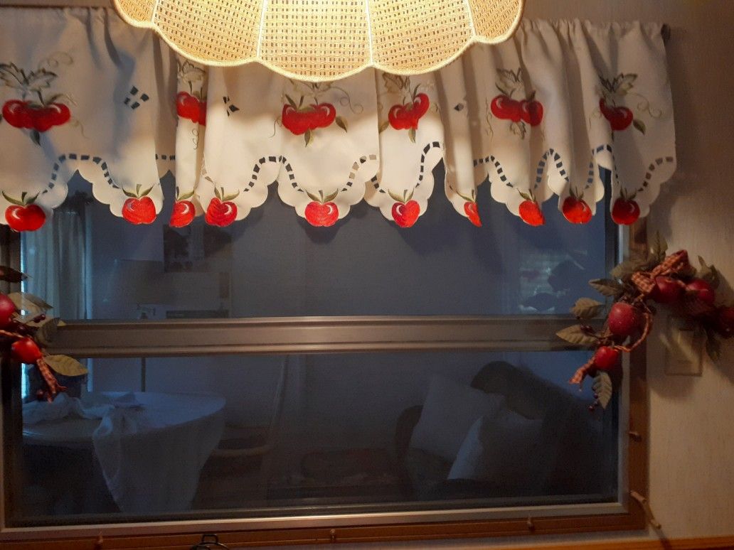 Kitchen apple decorations and curtains all for $10