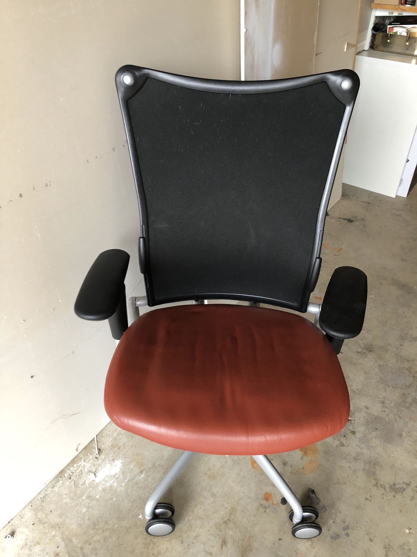 AllSteel 19 Modern Desk Chair for Sale in Seattle, WA OfferUp