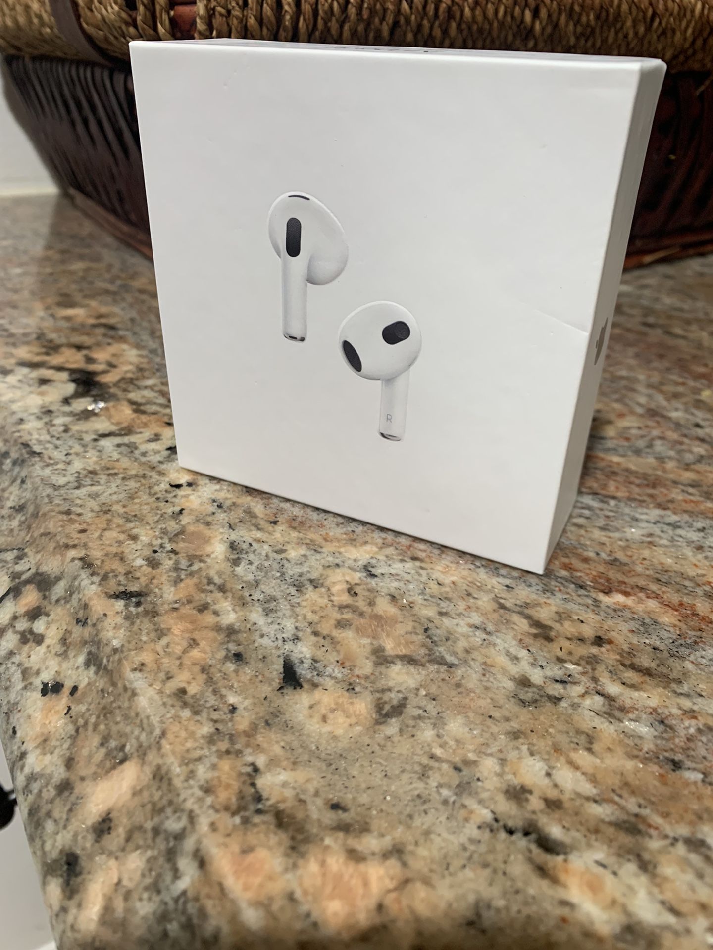 apple airpods gen 3