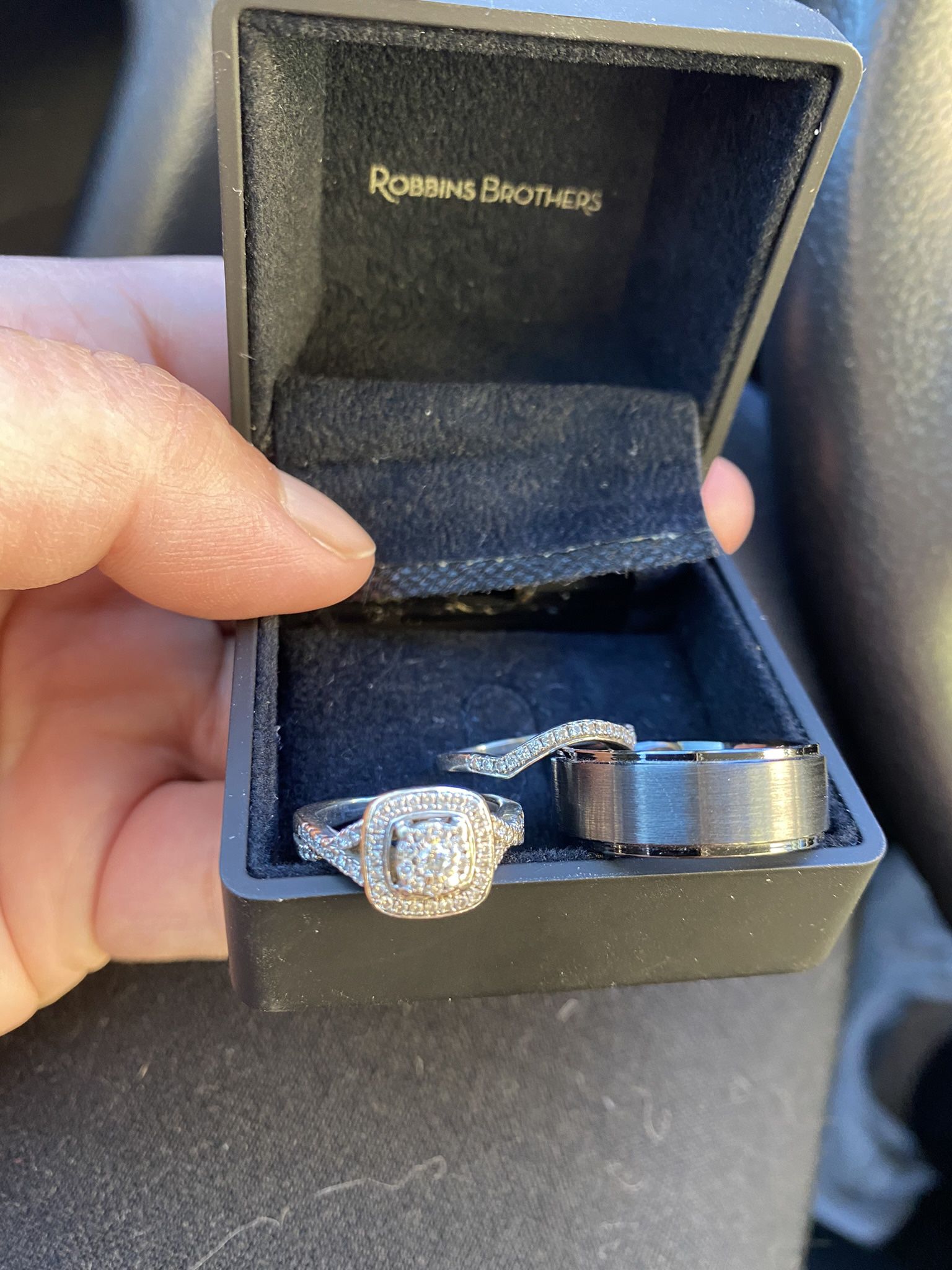 Robbins Brothers Engagement Rings Set