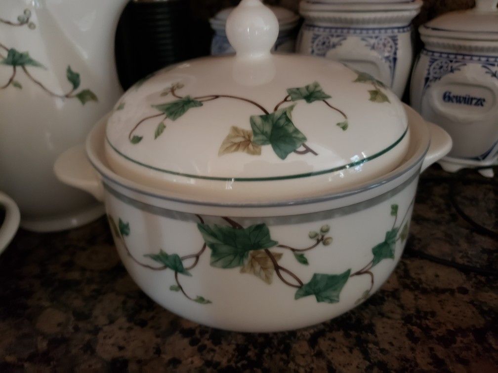 42pc keltcraft Noritake dish set