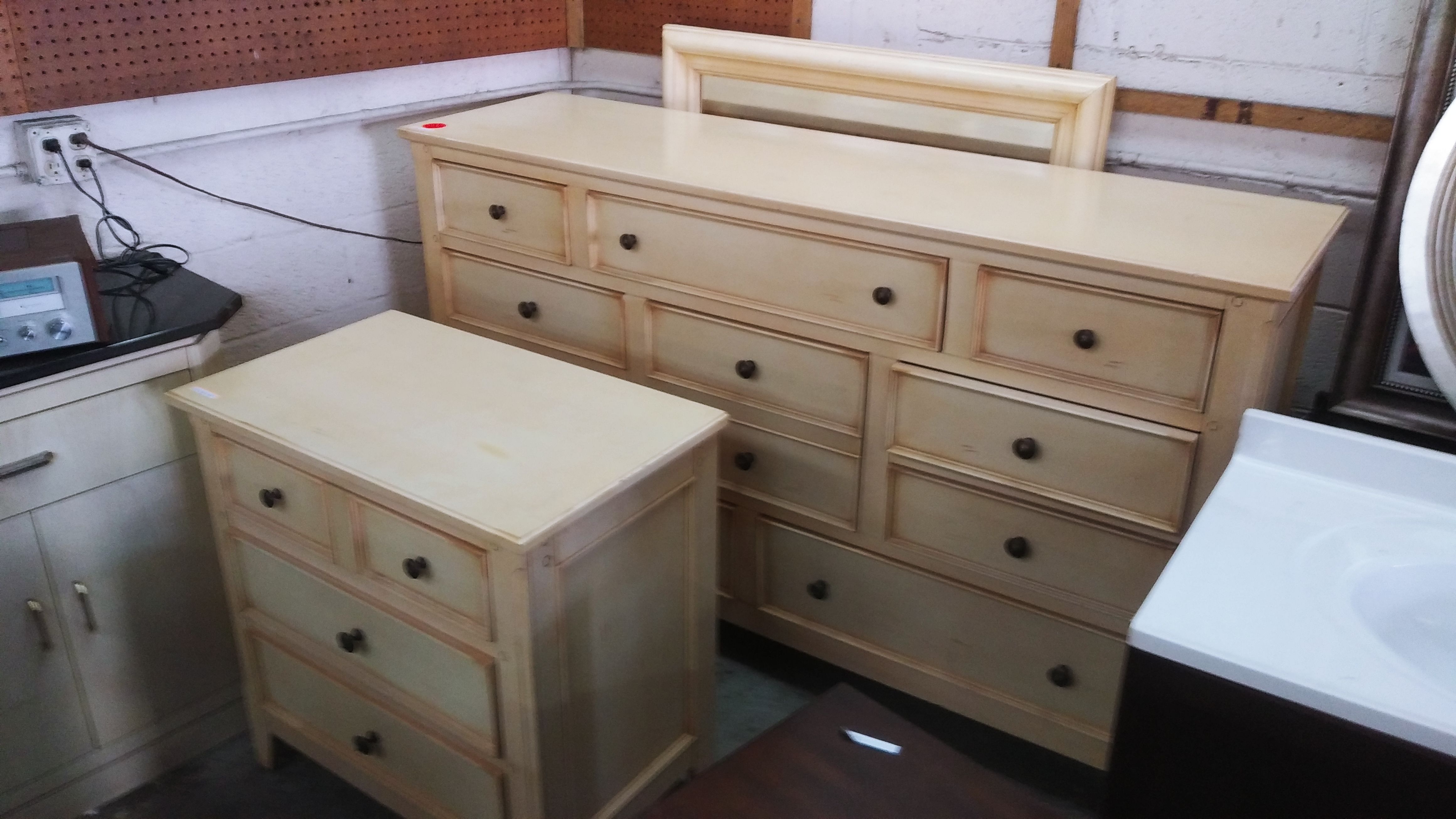 Dresser w/ Mirror