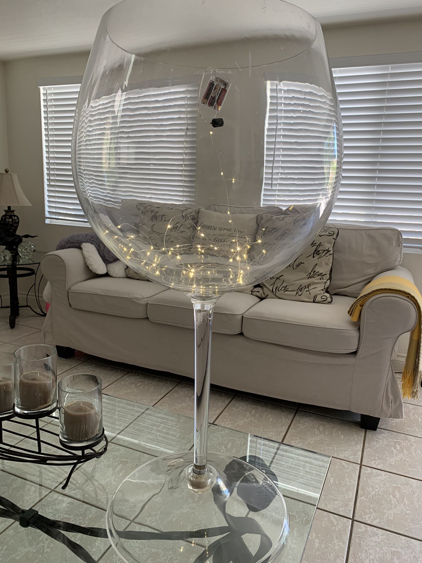 Big Red Wine Glass For Decoration & Chafing dishes