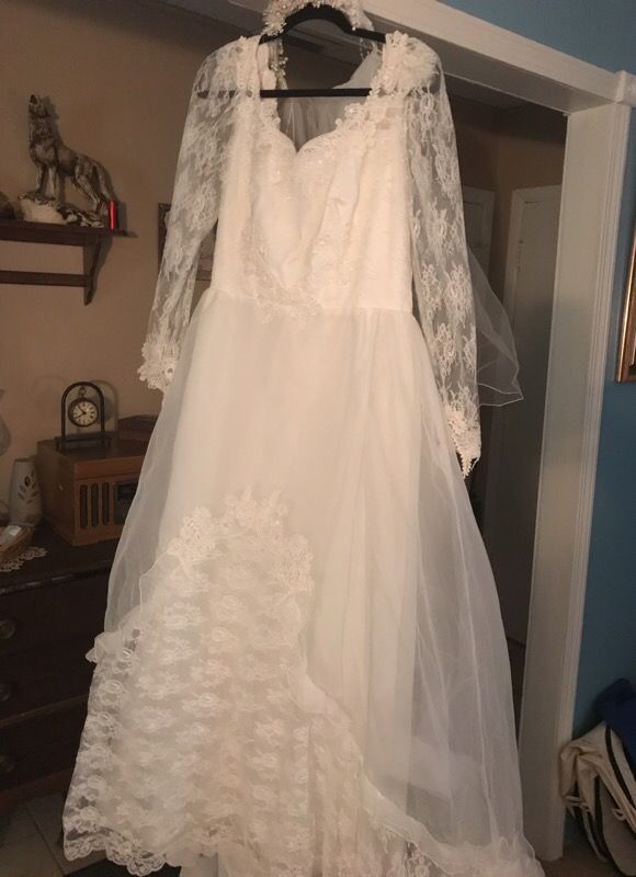 Wedding dress with veil