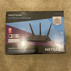 Netgear Nighthawk AC1900 Smart Wifi Router Thumbnail