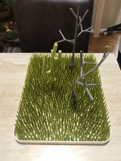 Boone Grass Drying Rack With Two Trees And Cactus Thumbnail