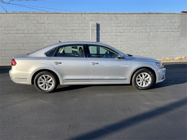 2017 Volkswagen Passat