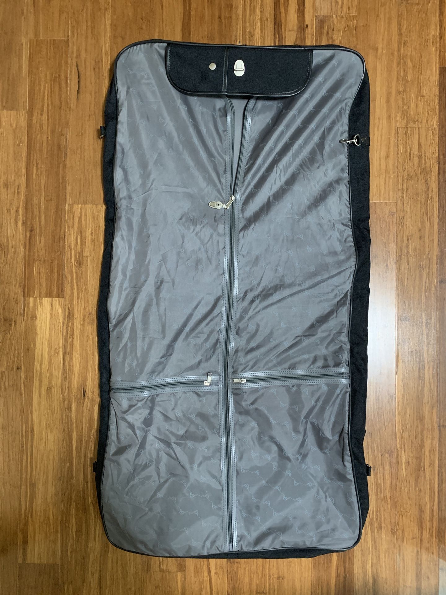 Travelers Club Garment Bag Folding Clothing Carrier Travelers Club
