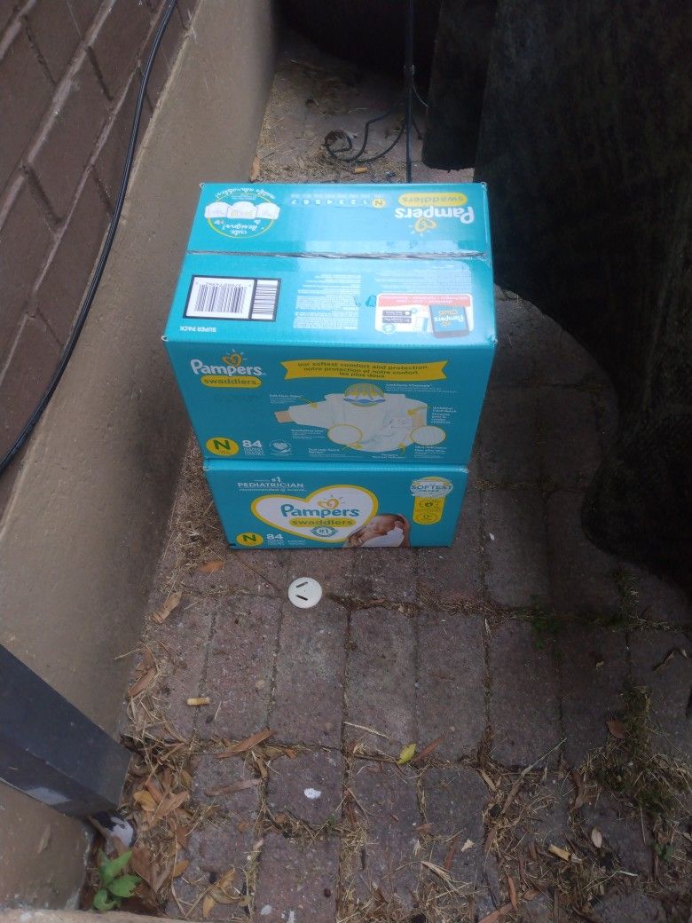Pampers Brand(Swaddlers) Newborn