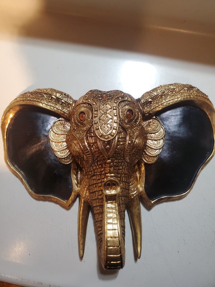 Gold Elephant Head Black