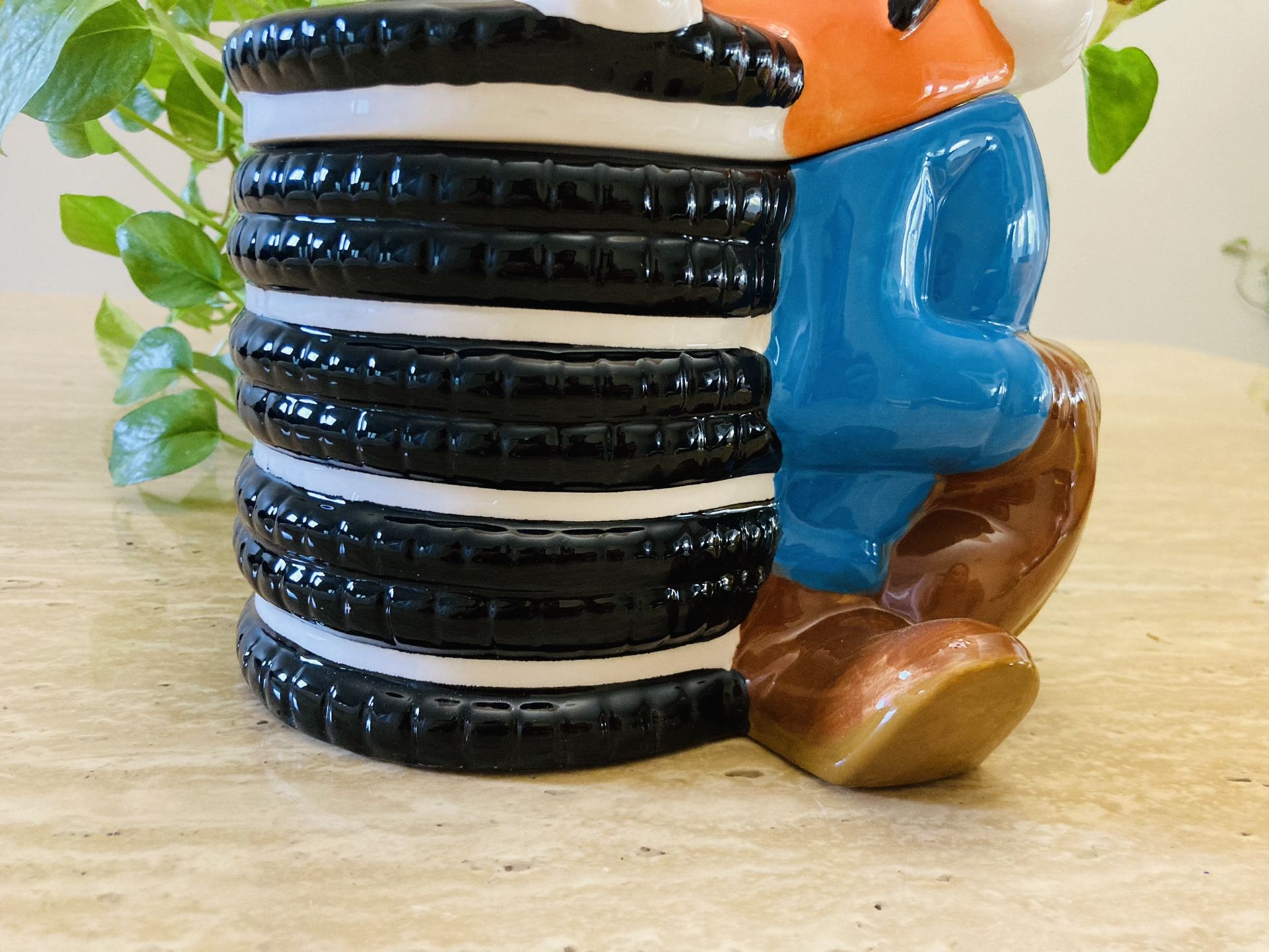 Disney Goofy Ceramic Cookie Jar Oreos Theme 12" - NWT