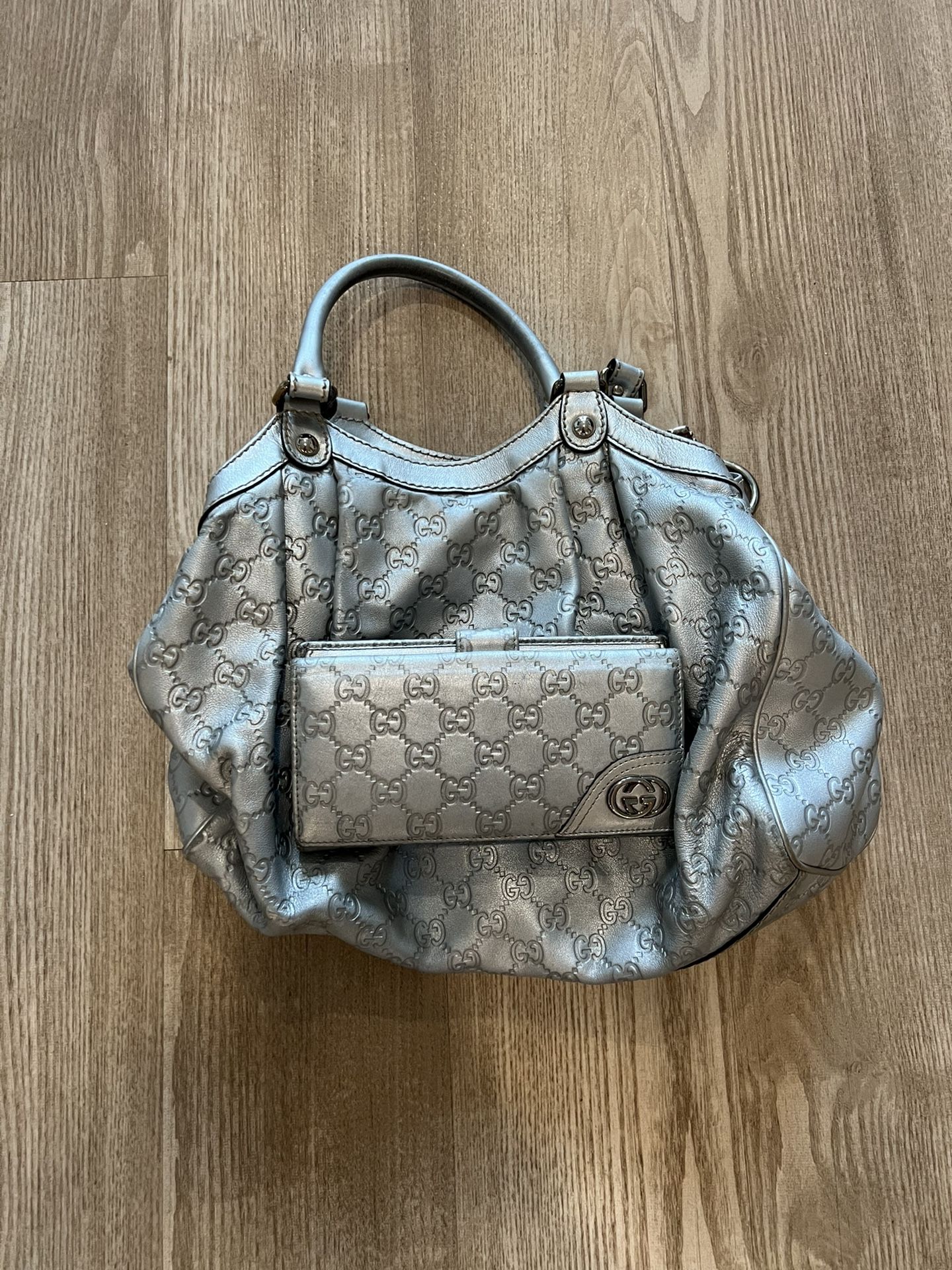 Gucci Bag With Wallet