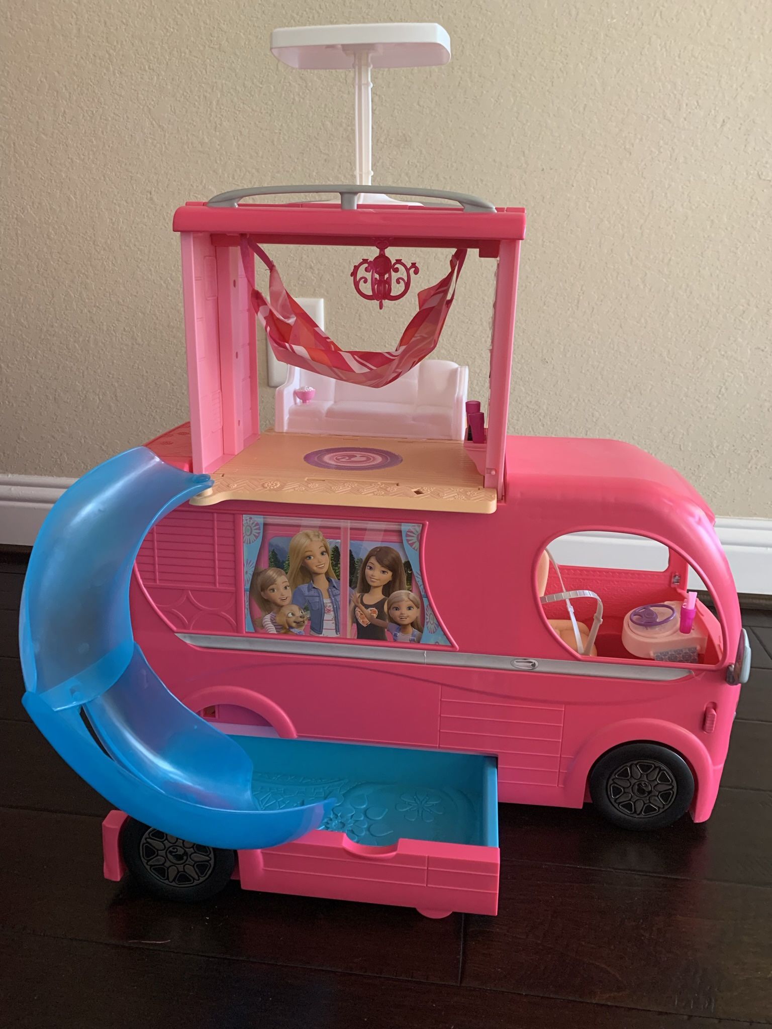 متعدد الأغراض المحترفين ملاوي Barbie Pop Up Caravan Lasalutevienmangiando Biz