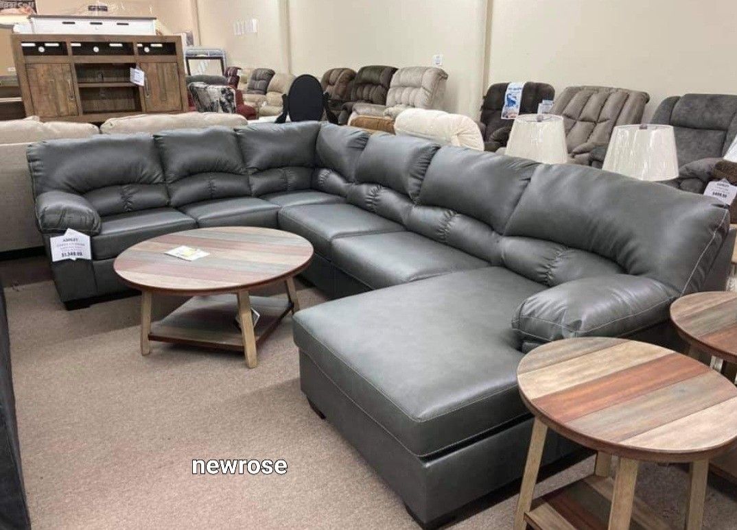Hot Deal💎 $40 Down...
Aberton Gray RAF Sectional
Fast Delivery