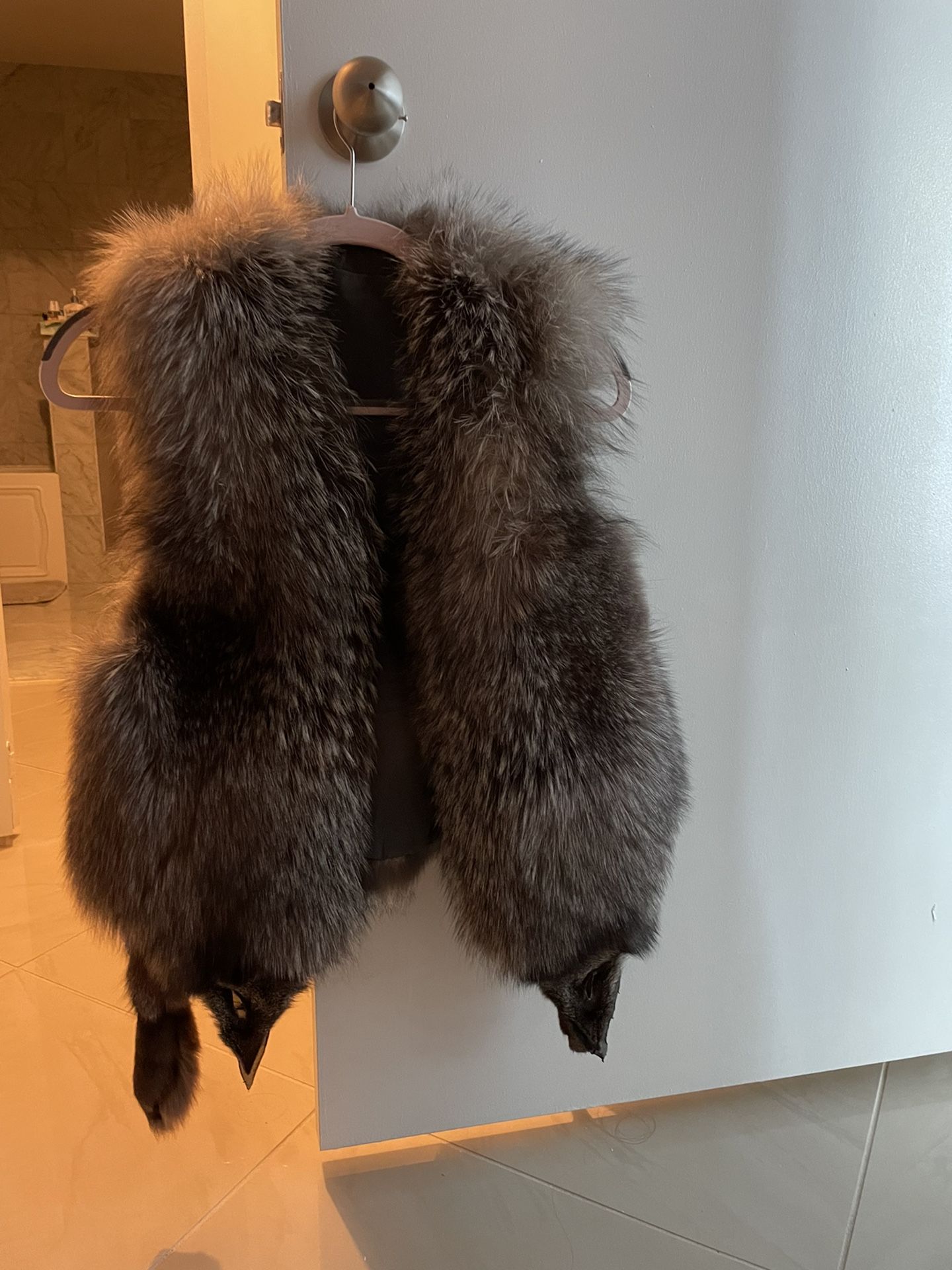 Fur Vest Black Fox