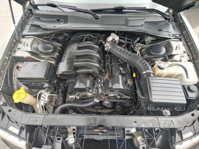 2010 Chrysler 300 Series