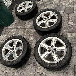 Set Of Tires Thumbnail