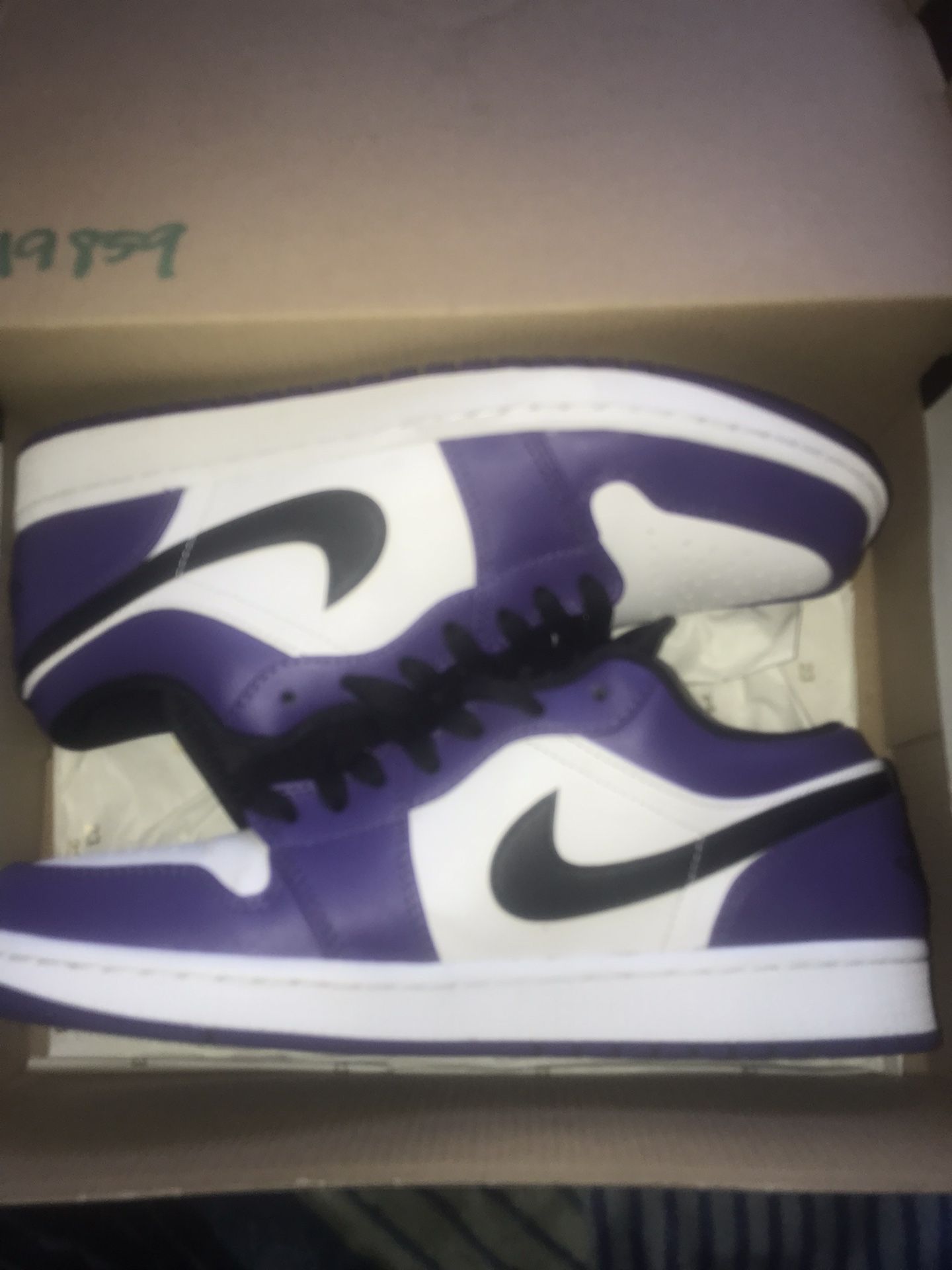 Jordan 1 Court Purple Low Sz 9