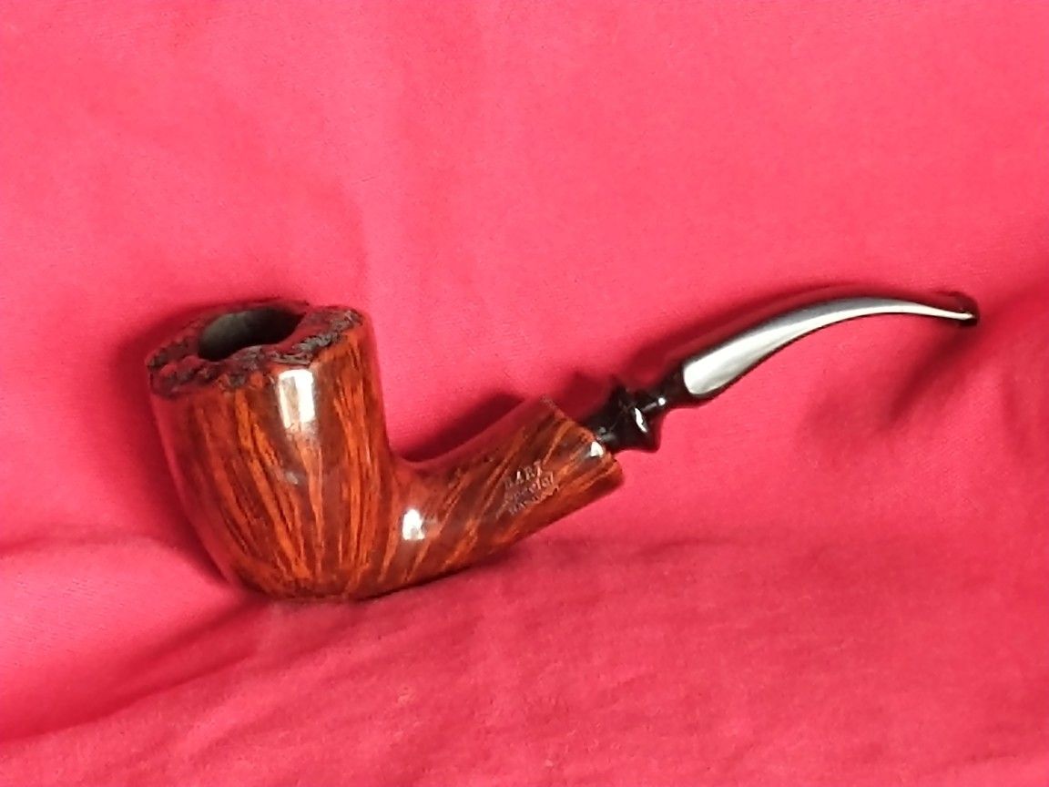 BARI Freehand Briar Pipe