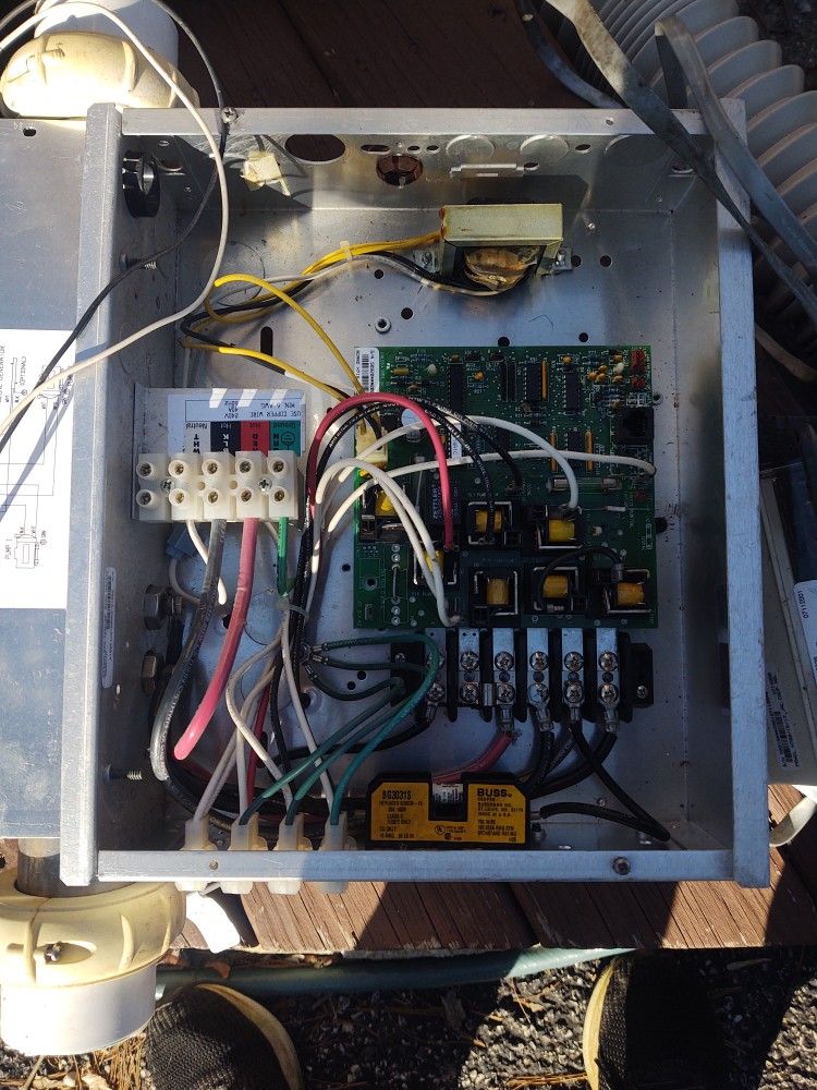 Free Jacuzzi Control (Hot Tub)