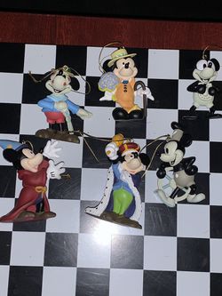 Mickey through the years Christmas collection Walt Disney Thumbnail