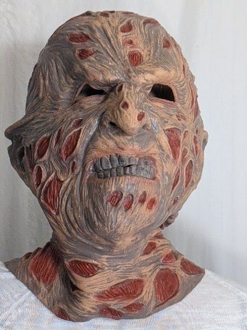 Friday thé 13th Freddy Mask and hat