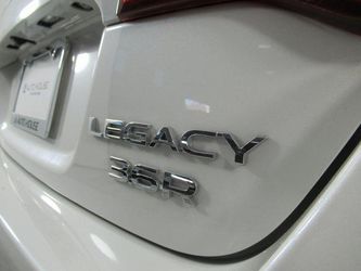 2016 Subaru Legacy Thumbnail