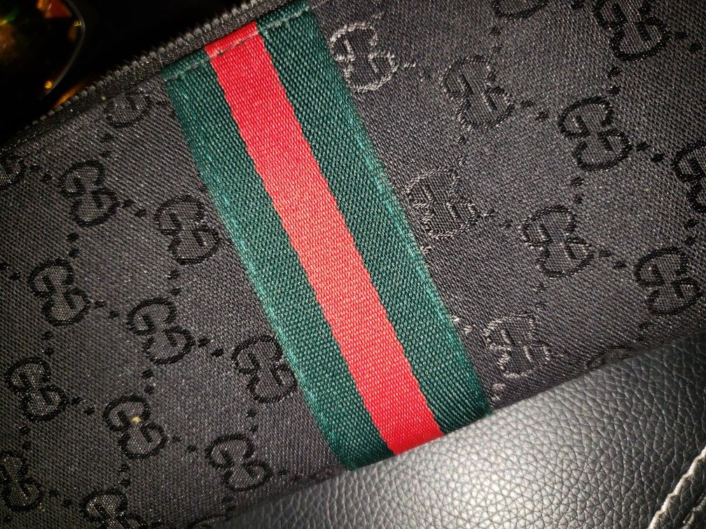 Gucci Supreme Wallet Black Green Red